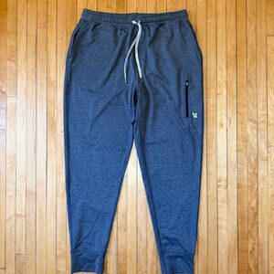 Vuori Sunday Performance Joggers Charcoal Heather Men’s Sz. L